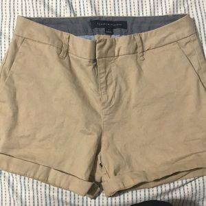 Tommy Hilfiger size 2 Hollywood shorts
